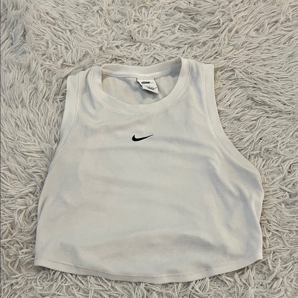 Nike Women's White Sleeveless Crop Top